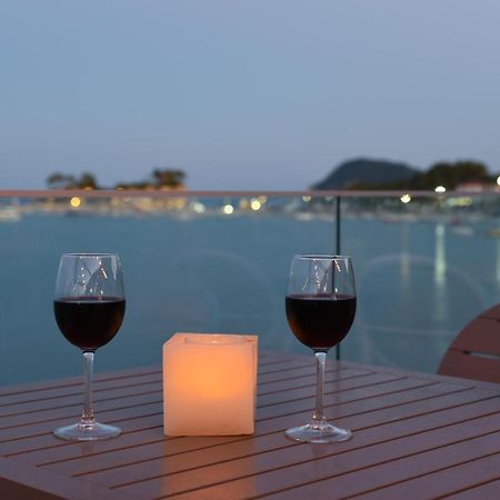 לגאנאס Denise Beach Hotel מראה חיצוני תמונה