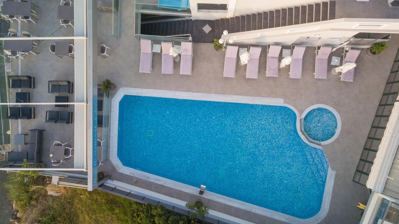 לגאנאס Denise Beach Hotel מראה חיצוני תמונה